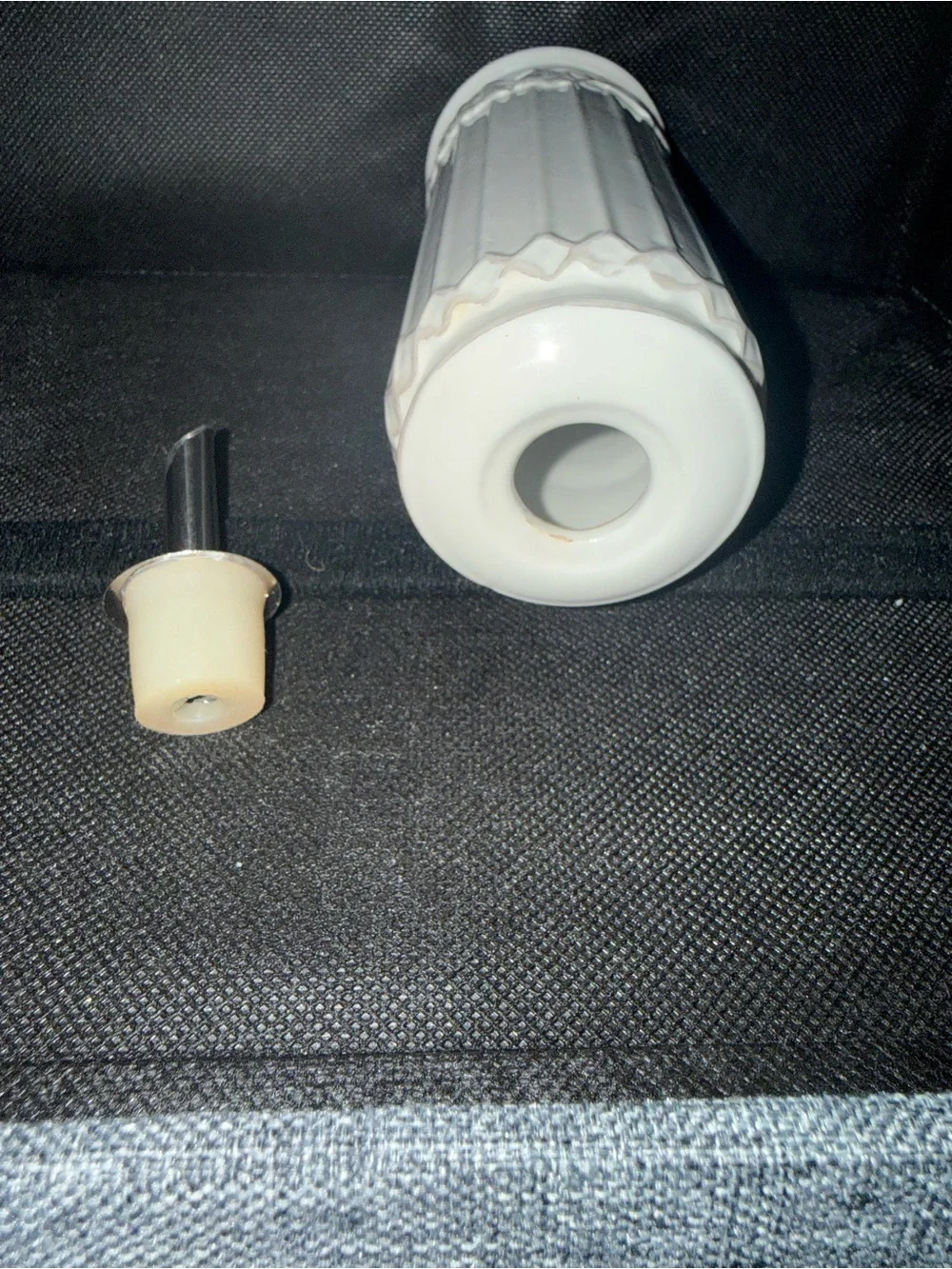 Pier 1 White Ceramic Vinegar Dispenser Tabletop Countertop Drizzle Nozzle #UBG